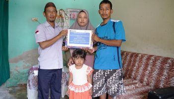 PT TIMAH Tbk Bantu Biaya Pengobatan Kekey, Penderita Penyakit Hirschsprung