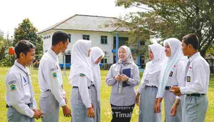 Ratusan Siswa Daftar Program Kelas Beasiswa PT TIMAH