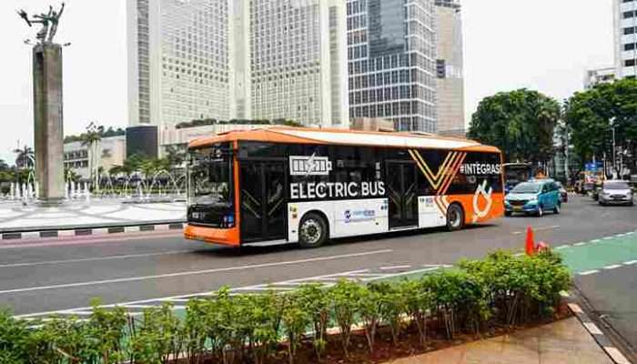 Inisiasi Penghematan Energi, Puluhan Ribu Insan PLN Serentak Terapkan Clean Energy Day