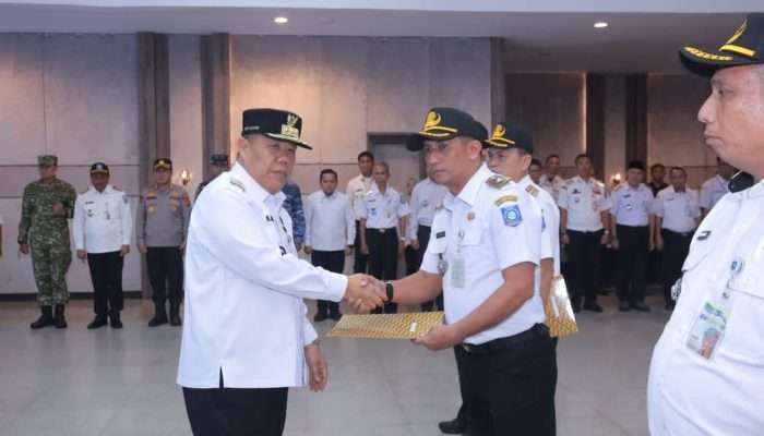 Gubernur Babel Lantik Delapan Pejabat Pimpinan Tinggi Pratama, Tekankan Integritas dan Percepatan Kinerja