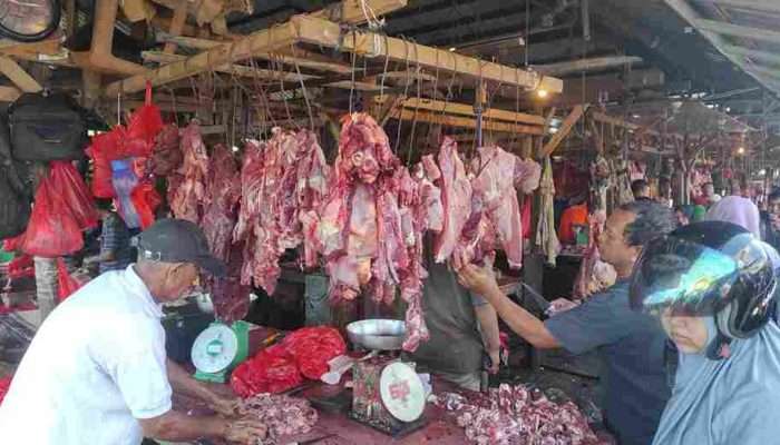 Jelang Lebaran, Diskopdag Pangkalpinang Pastikan Harga Daging Sapi dan Ayam Stabil