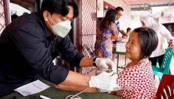 Mobil Sehat PT Timah Berikan Layanan Kesehatan Gratis bagi Masyarakat Merawang