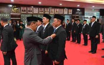 Jejak Bakti untuk Negeri, 8 Insan PLN Terima Tanda Kehormatan dari Presiden RI