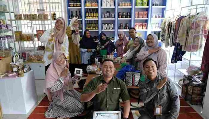 PLN Peduli Dorong UMK Naik Kelas Lewat Pelatihan Ads Digital