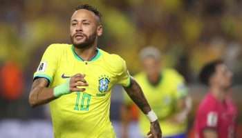 Neymar Samai Rekor Pesepakbola Legendaris Pele di Piala Dunia