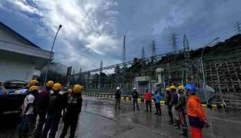 PLN Sampaikan Blackout Sumatera Disebabkan Cuaca Buruk