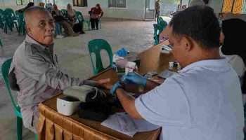 Mobil Sehat PT TIMAH Berikan Pelayanan Kesehatan Gratis bagi Warga Desa Padang Belitung Timur