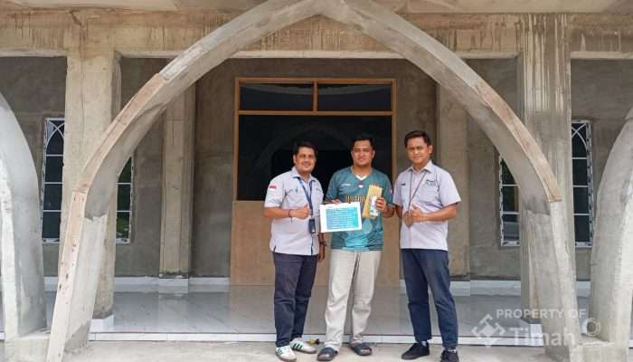 PT TIMAH Salurkan Bantuan Sarana Ibadah untuk Surau Baitussalam di Kundur