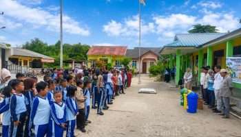 PT TIMAH Edukasi Siswa SD di Karimun Pilah Sampah, Kenalkan Bank Sampah Lanjut Bestari