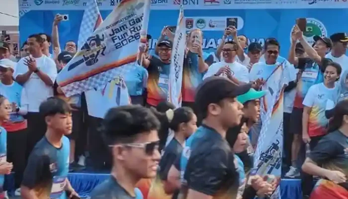 2000 Pelari Meriahkan 100 Tahun Jam Gadang dalam Jam Gadang Fun Run 2026