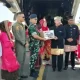 LKAAM Sumbar Kirim Bantuan 5 Ton Rendang Siap Saji untuk Korban Gempa NTT