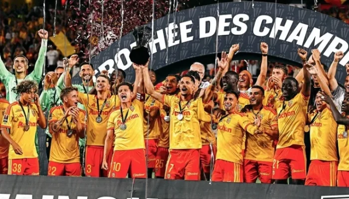 Kalahkan PSG, RC Lens juara Piala Super Prancis 2026