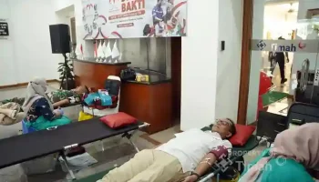 HUT ke-50 PT Timah, Aksi Donor Darah di Jakarta Diserbu Puluhan Warga hingga TNI-Polri