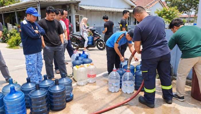 Kemarau Bikin 85 KK Kesulitan Air, PT TIMAH Turun Tangan di Griya Pangkalpinang