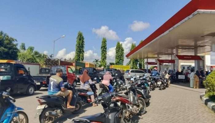 Pemerintah Kaji Tambah Kuota Pertalite